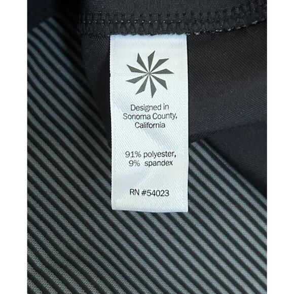 Athleta 1/2 Zip Long Sleeve Athletic Top Women's Size Small Black Gray Stripe - Picture 7 of 7